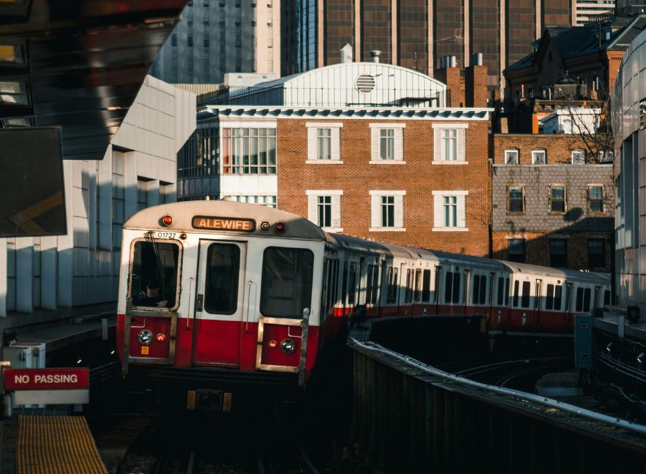 Reduced public transit fare aims to help low-income earners, spur MBTA ridership