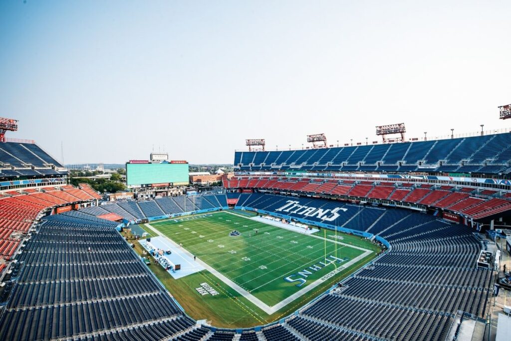 Tennessee Titans pursue $1.9 billion new stadium