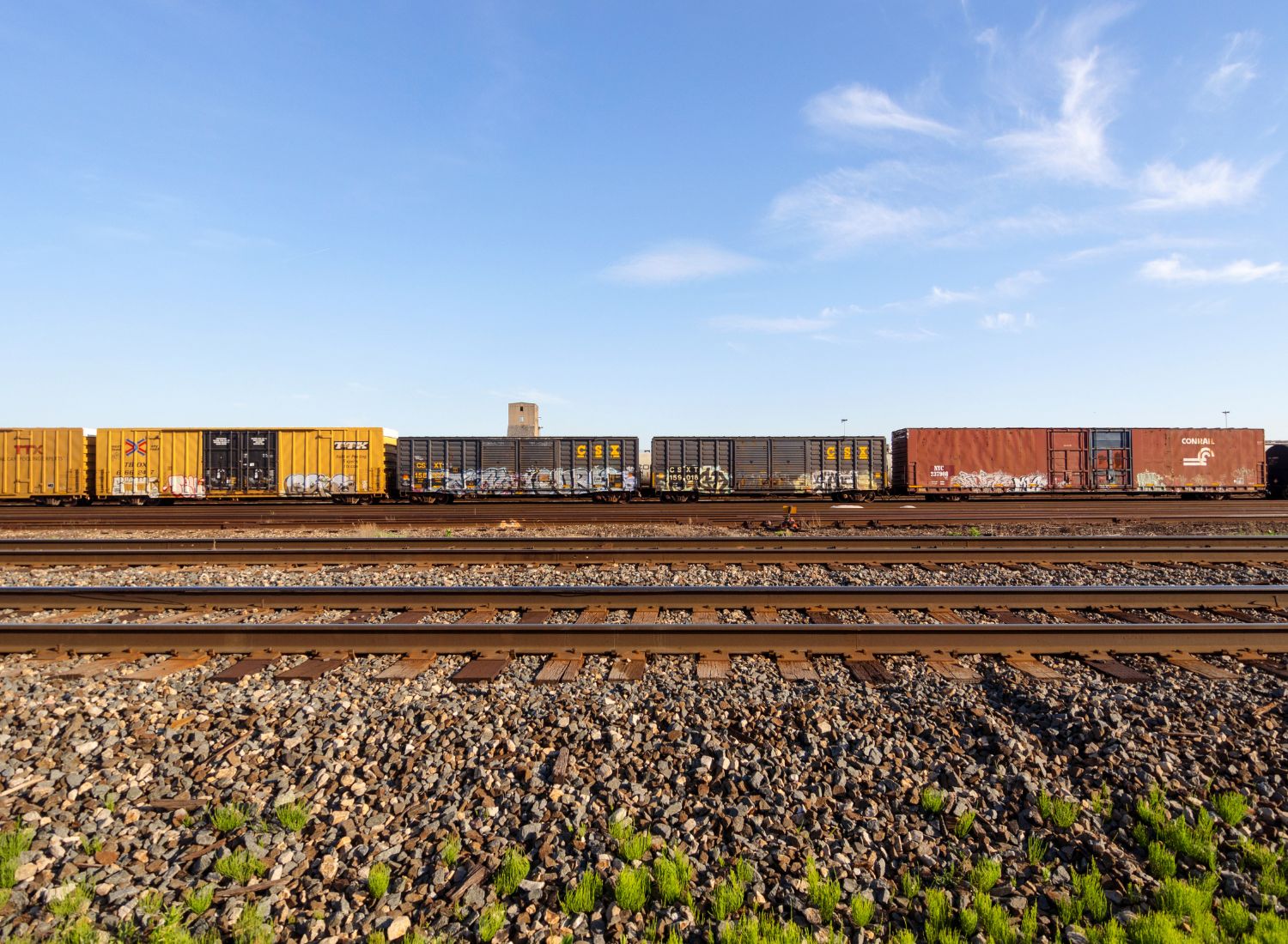 CSX enters 2023 with labor and volume in mind after a strong 2022
