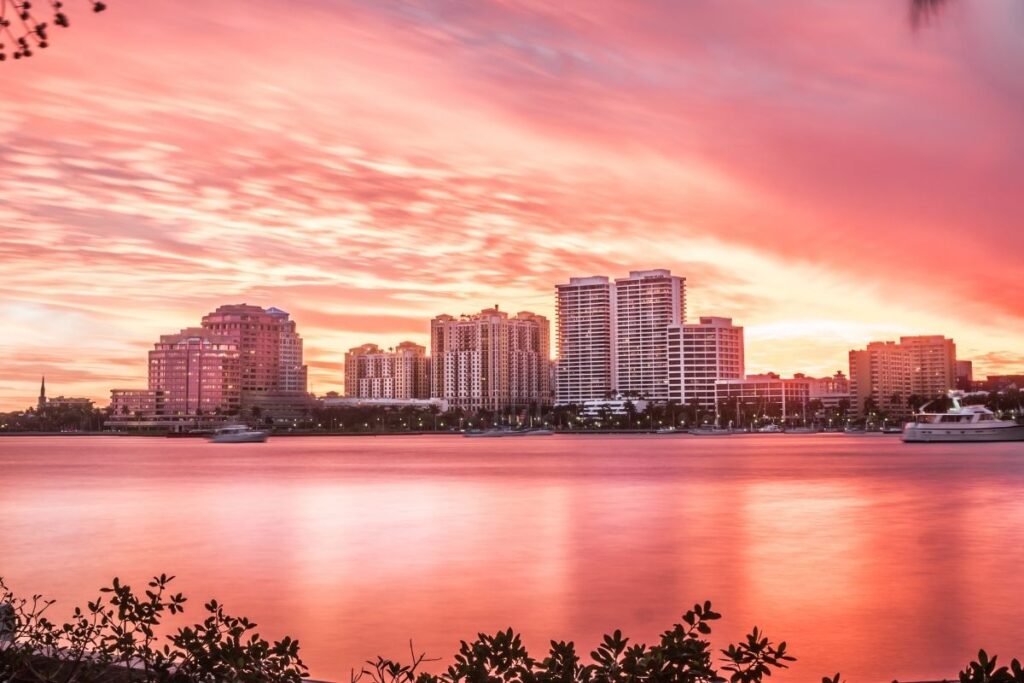 The sun rises on Sunset Lounge