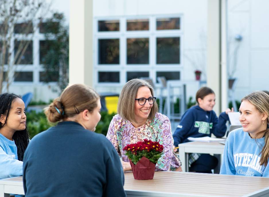 Academy_of_Notre_Dame_de_Namu